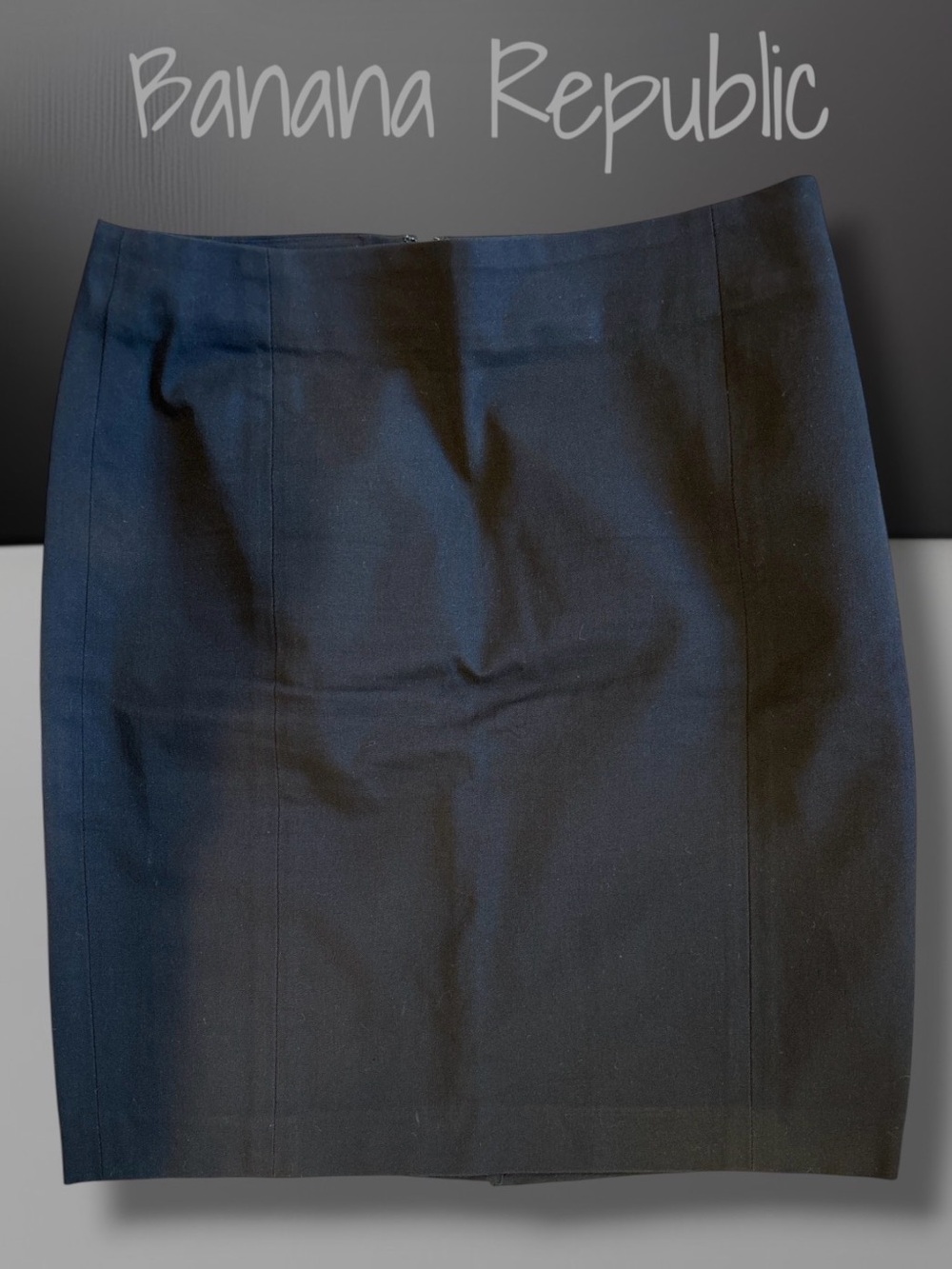 Banana Republic Black Pencil Skirt Size 4 Workwear Office Sleek Minimalist